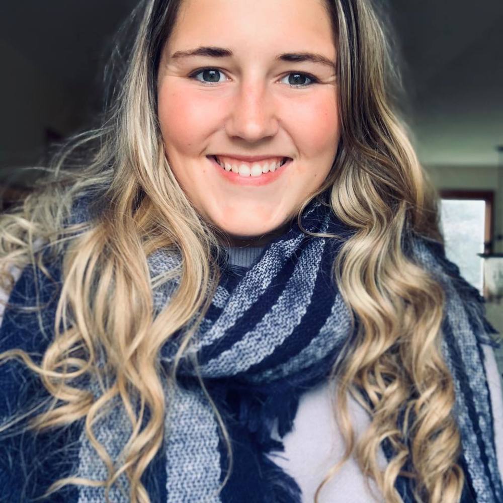Meet your Posher, Olivia